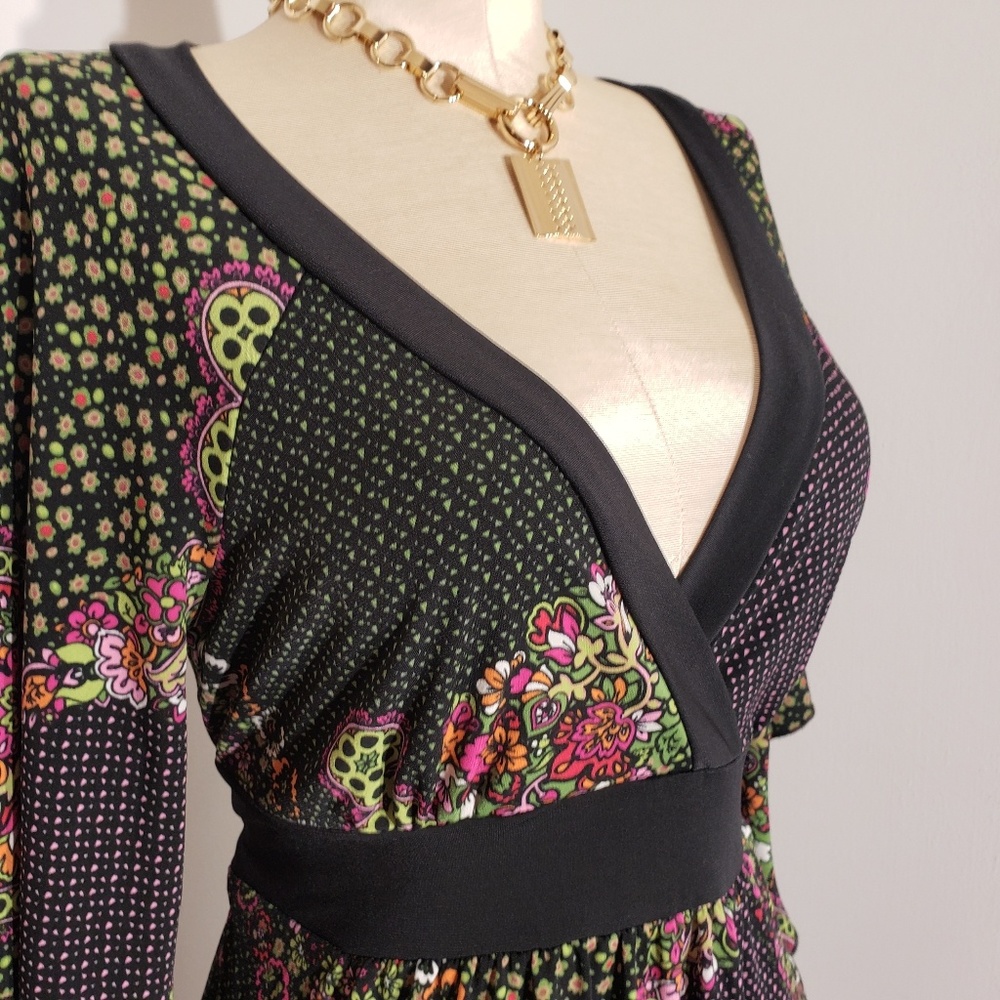 Xoxo faux wrap dress with back sash size Small - Picture 2 of 5
